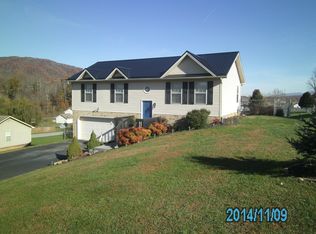 209 Sugar Hollow Road, Unicoi, TN 37692