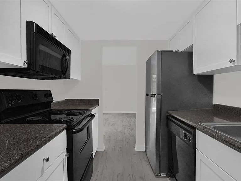 754 E Michigan St #174 — Photo 11