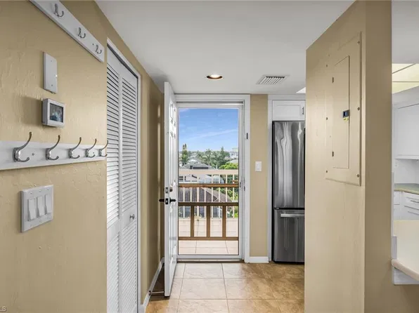 801 S Collier BLVD #N502, MARCO ISLAND, FL 34145