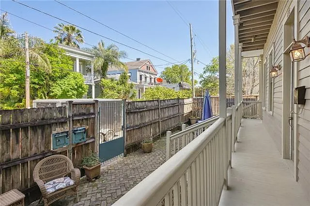 2 bed, 2.0 bath, 1117 sqft, $3,000 — Photo 3