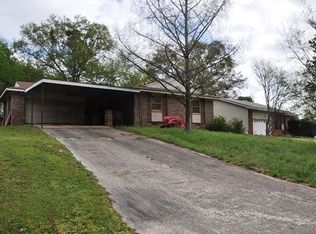 4054 W Oak Dr, Macon, GA 31210