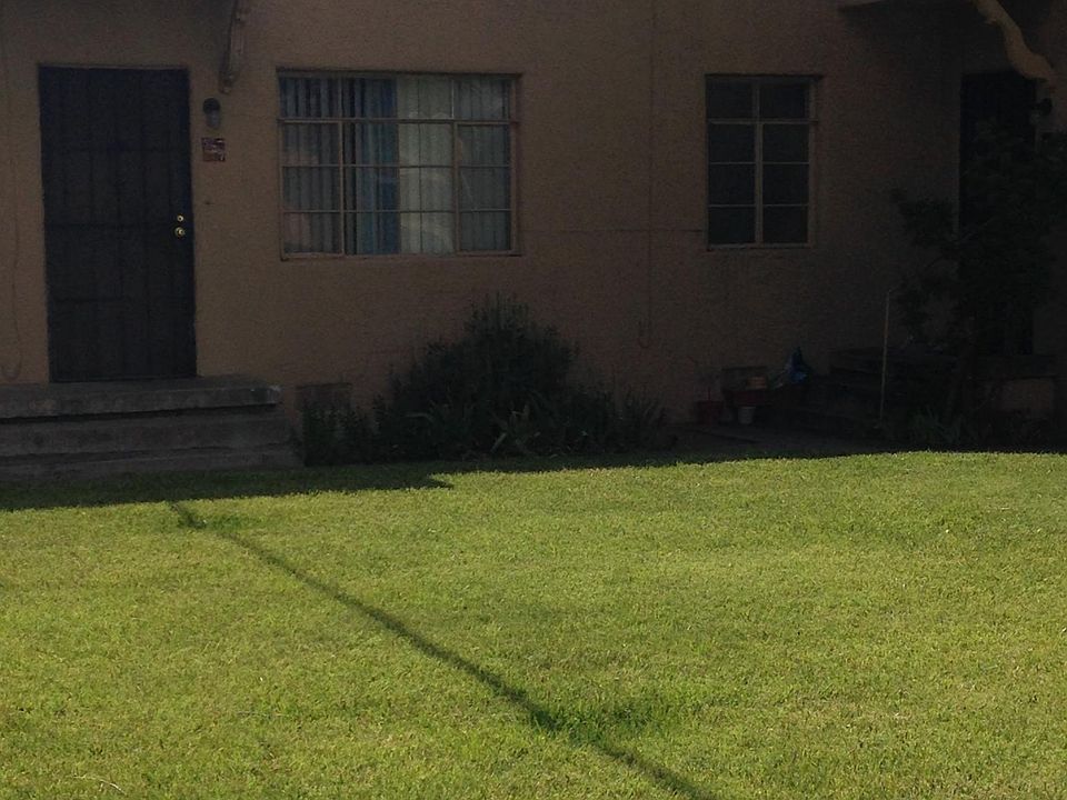 1st image of 517 Montclaire Dr NE