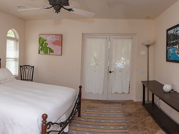 5th image of 835 N Avenida Palmas