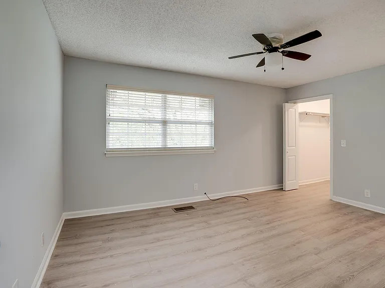 741 Longhunter Ct — Photo 11