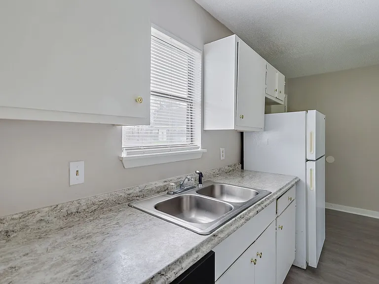 2932 Highway 468 — Photo 14