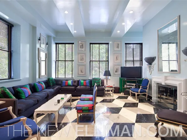 155 Perry Street image 1 of 6