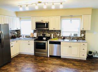 44 Springvale Rd, Red Lion, PA 17356