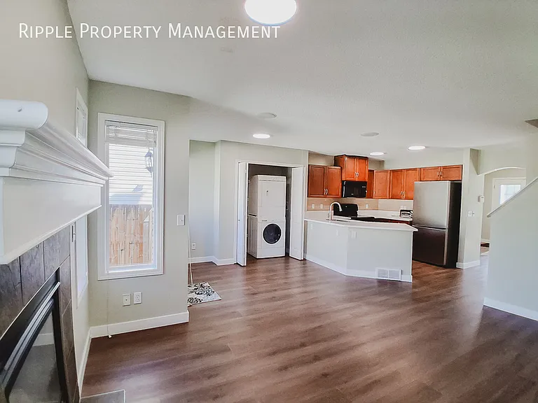 346 Saddlebrook Way NE #UPPER — Photo 5