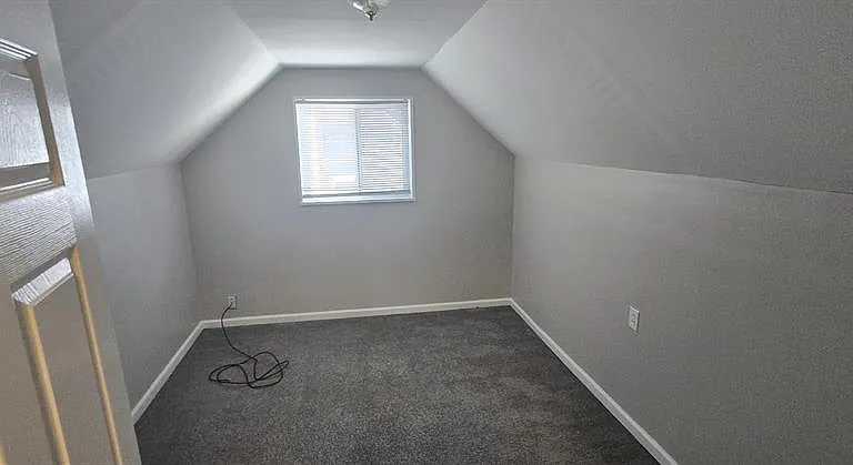 13046 Sherman Ave — Photo 10