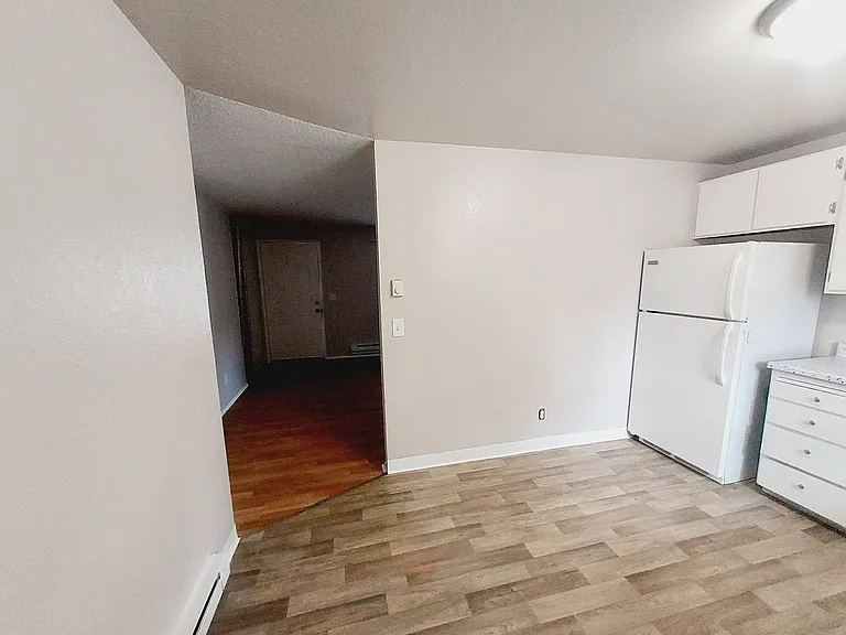 1122 Neil St NE — Photo 38