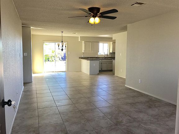 2nd image of 8709 E 39th Pl