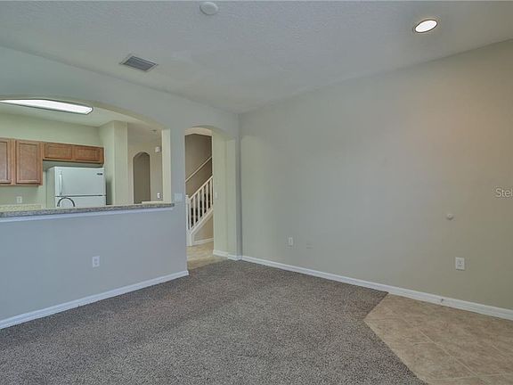 3rd image of 535 Glenn Cross Dr