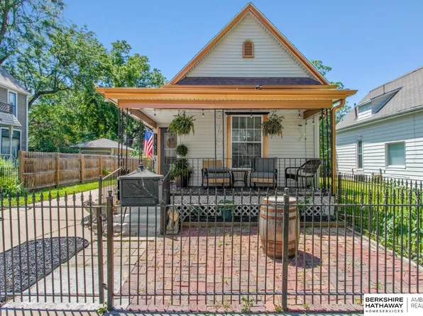 1725 Euclid Ave, Lincoln, NE 68502