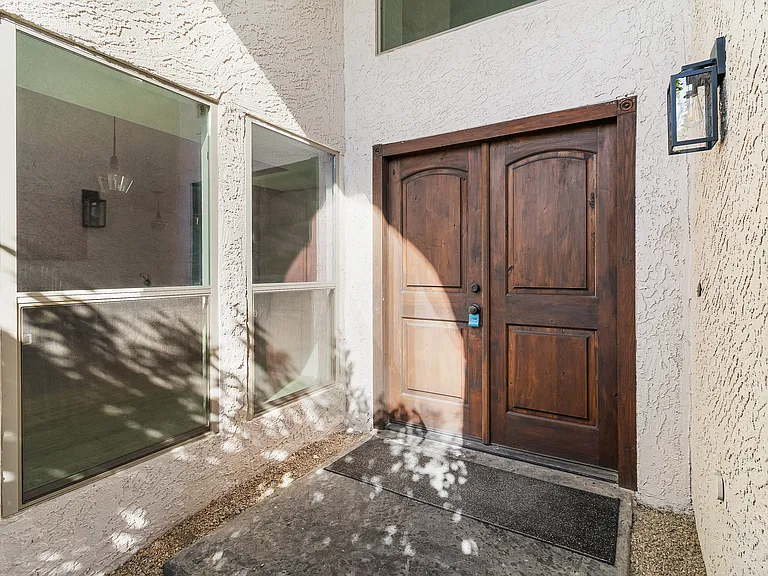 7459 E Pleasant Run — Photo 3