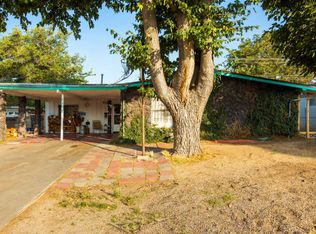 1121 Glorieta St NE, Albuquerque, NM 87112