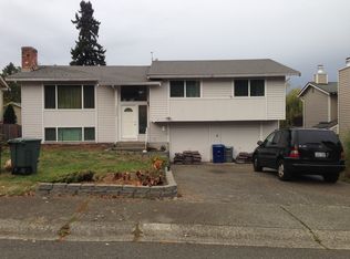 16928 NE 38th Pl, Bellevue, WA 98008
