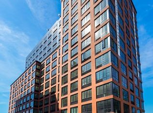 4550 Pearson St APT 8J, Long Island City, NY 11101