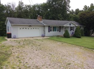 2880 Thorn Dr, Zanesville, OH 43701