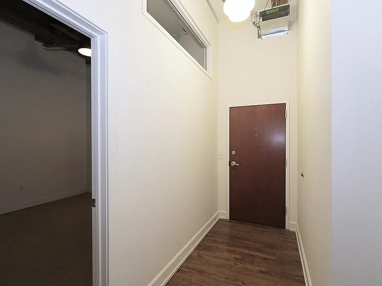 Lucas Place Lofts — Photo 17