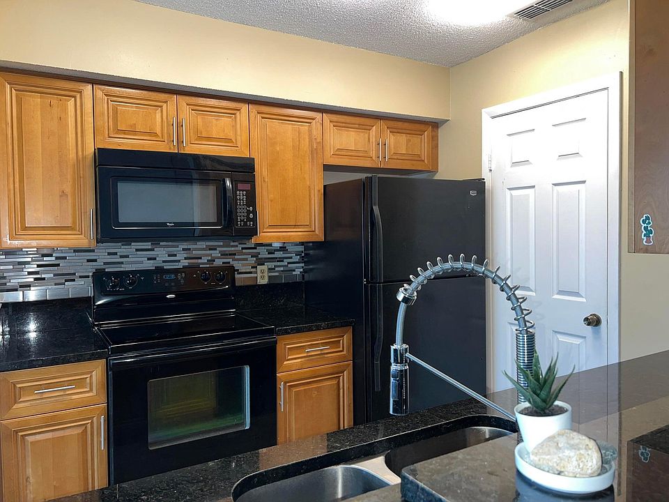 1st image of 815 W Boynton Beach Boulevard #7-205