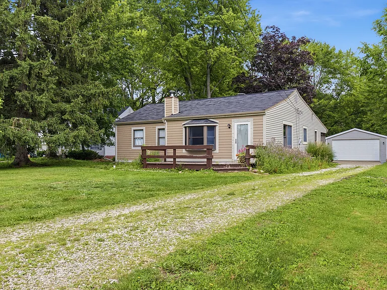 3185 Nagle Rd — Photo 8