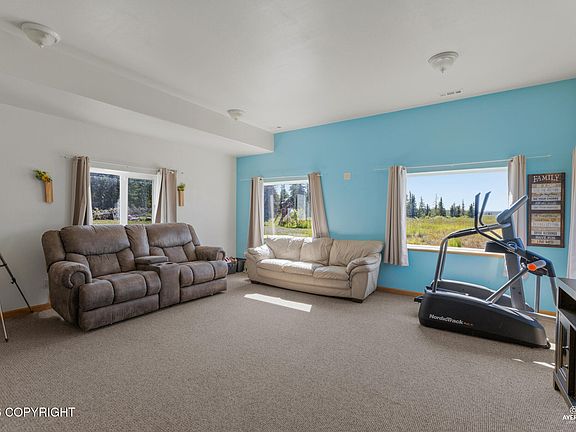 4th image of 50583 Tiller Ave