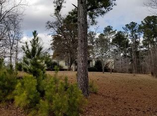 1411 Cronic Town Rd, Auburn, GA 30011