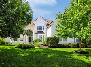 2569 Dawn Ridge Dr, Carmel, IN 46074
