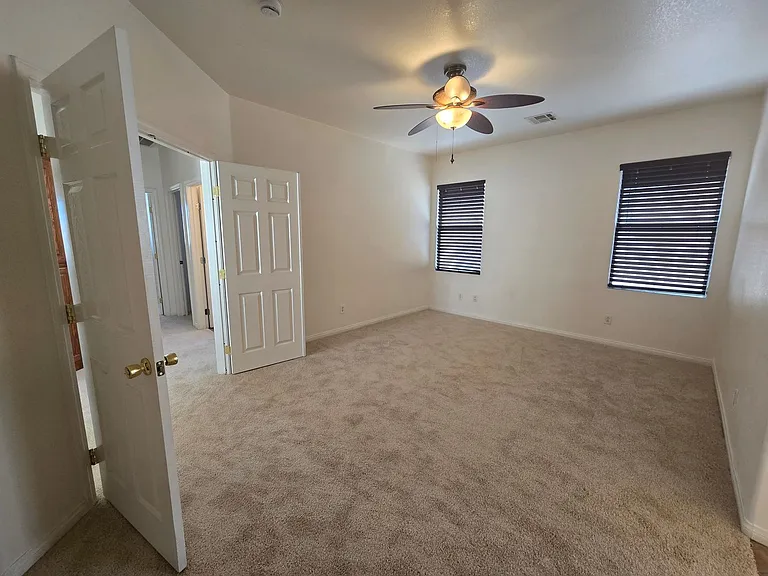 9164 Craven Ave — Photo 18