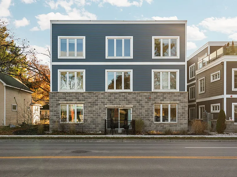 922 E Front St #201 — Photo 57