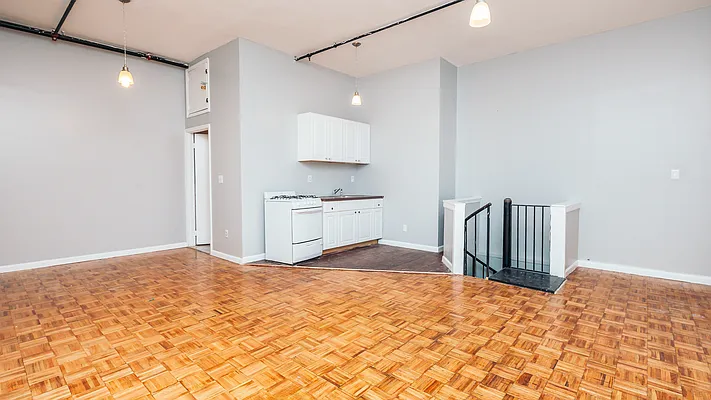 Rented by Nooklyn NYC LLC | media 7
