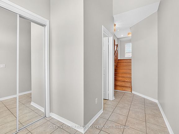 5th image of 6556 Opera Glass Cres S