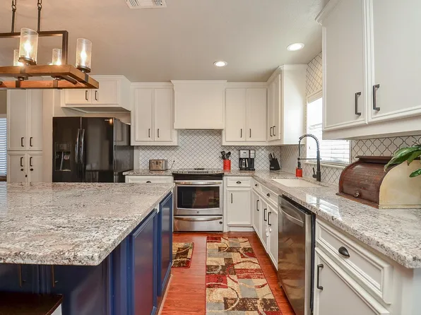 835 Tropicana Blvd, East Bernard, TX 77435