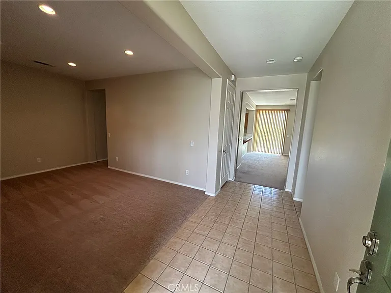 1531 Preston Dr — Photo 12