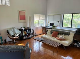 230 Strawberry Hill Cir, Ithaca, NY 14850