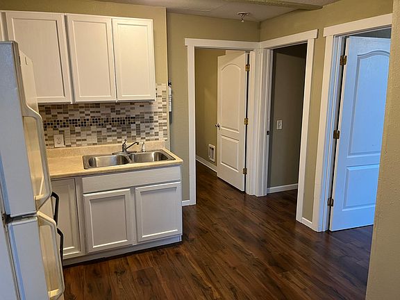 5th image of 300 1st St S #2