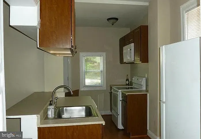 2758 Chain Bridge Rd — Photo 27