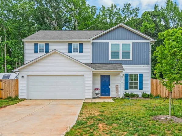 151 Paxton Dr, Lexington, NC 27292