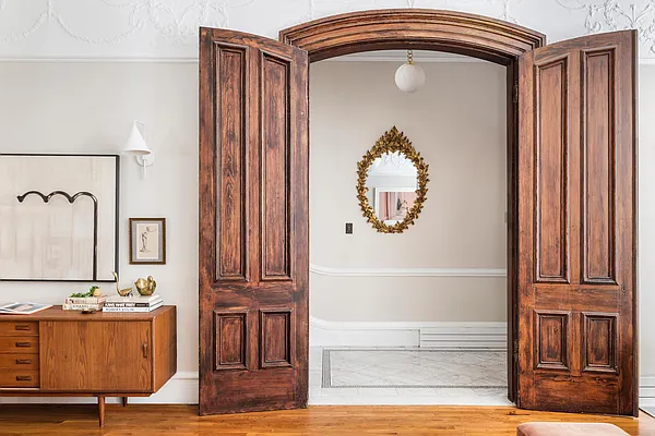 Sold by Compass | media 6