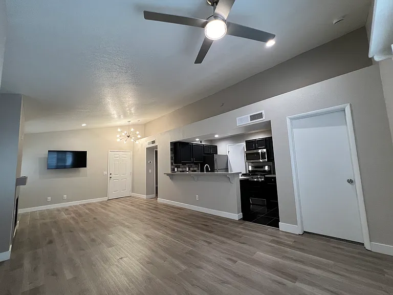 7570 W Flamingo Rd #240 — Photo 3