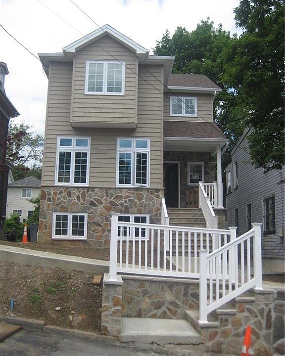 2nd image of 15 Scribner Ave