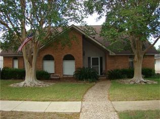 4307 Long Grove Dr, Seabrook, TX 77586