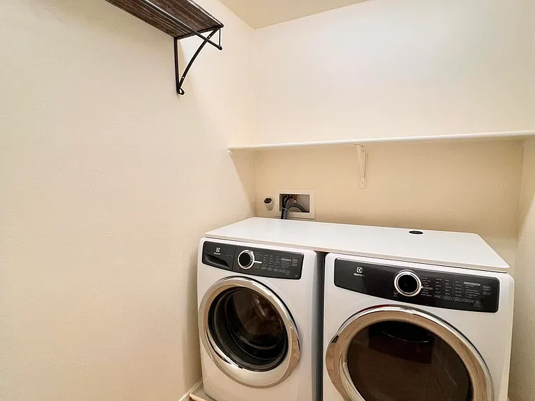 12992 N Westminster Dr — Photo 23