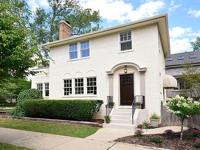 3055 Park Pl photo 1
