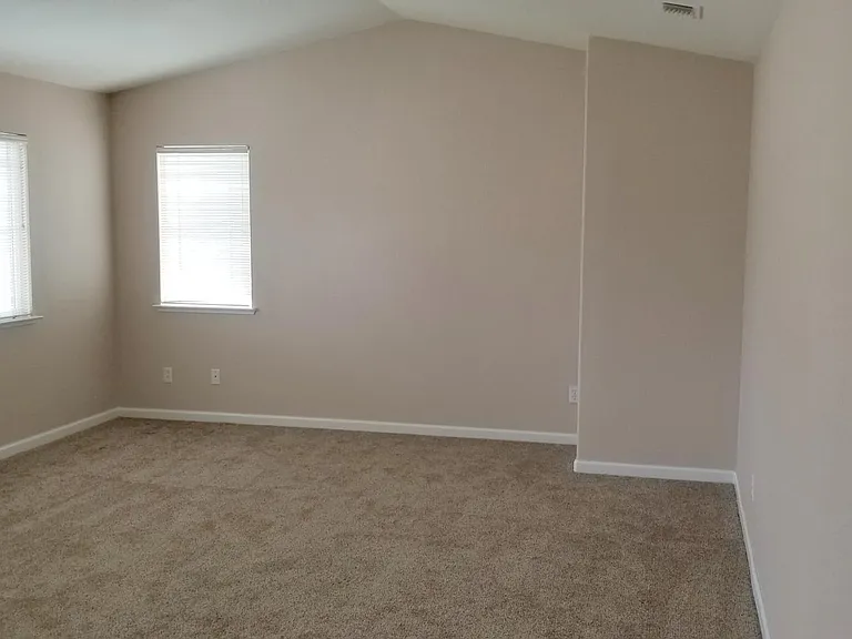 1153 Powell Ct — Photo 6