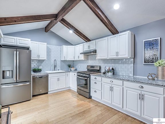 2nd image of 2615 Ponderosa Dr