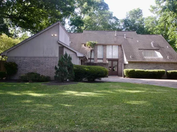 7 Dowlen Pl, Beaumont, TX 77706