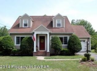 224 Overbrook Ave, Dallas, PA 18612