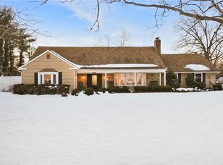 4 Boulder Ln, Somerset, NJ 08873