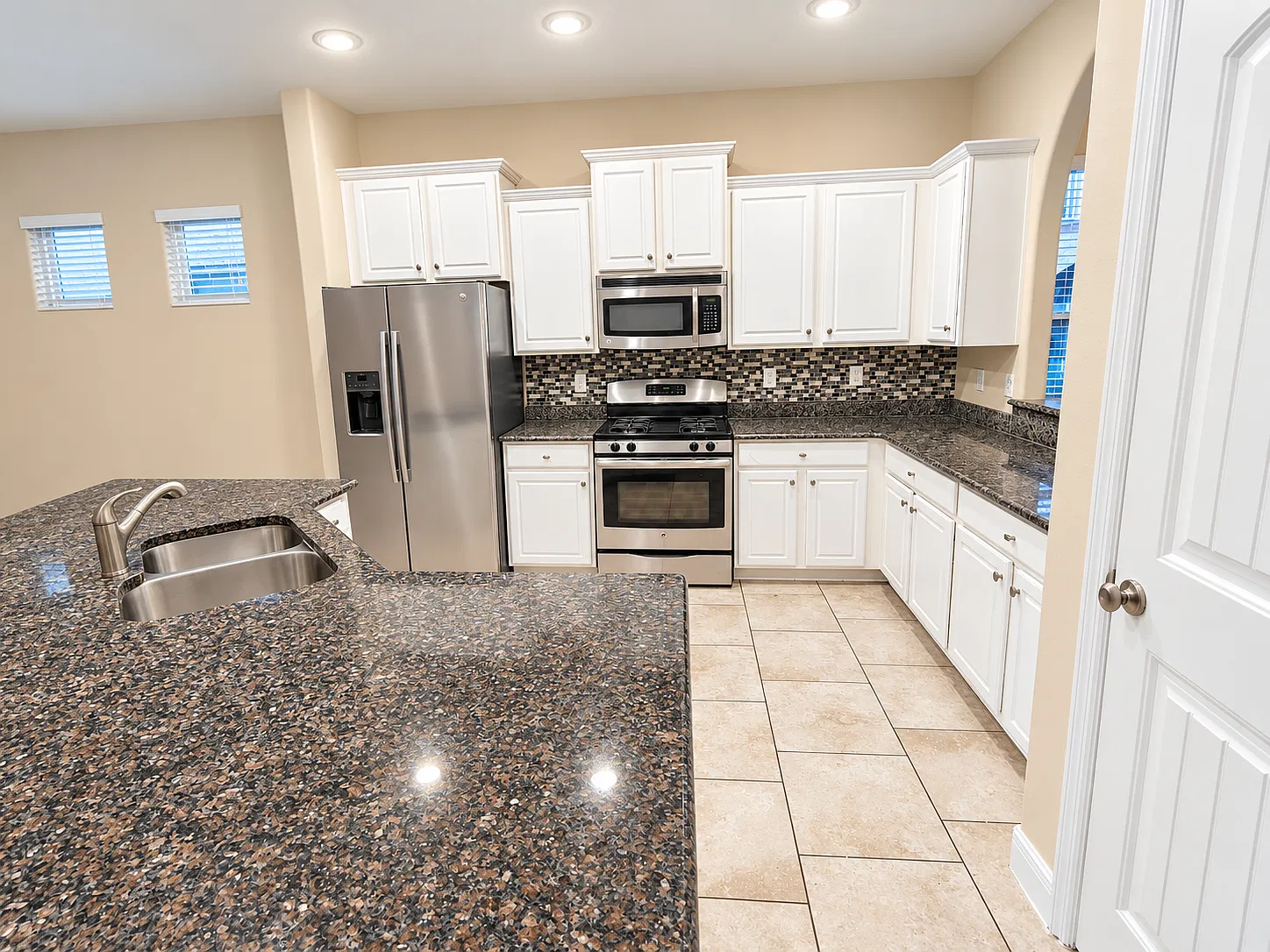 5360 Oakbourne Ave, Davenport, FL 33837 - 1 — Photo 4